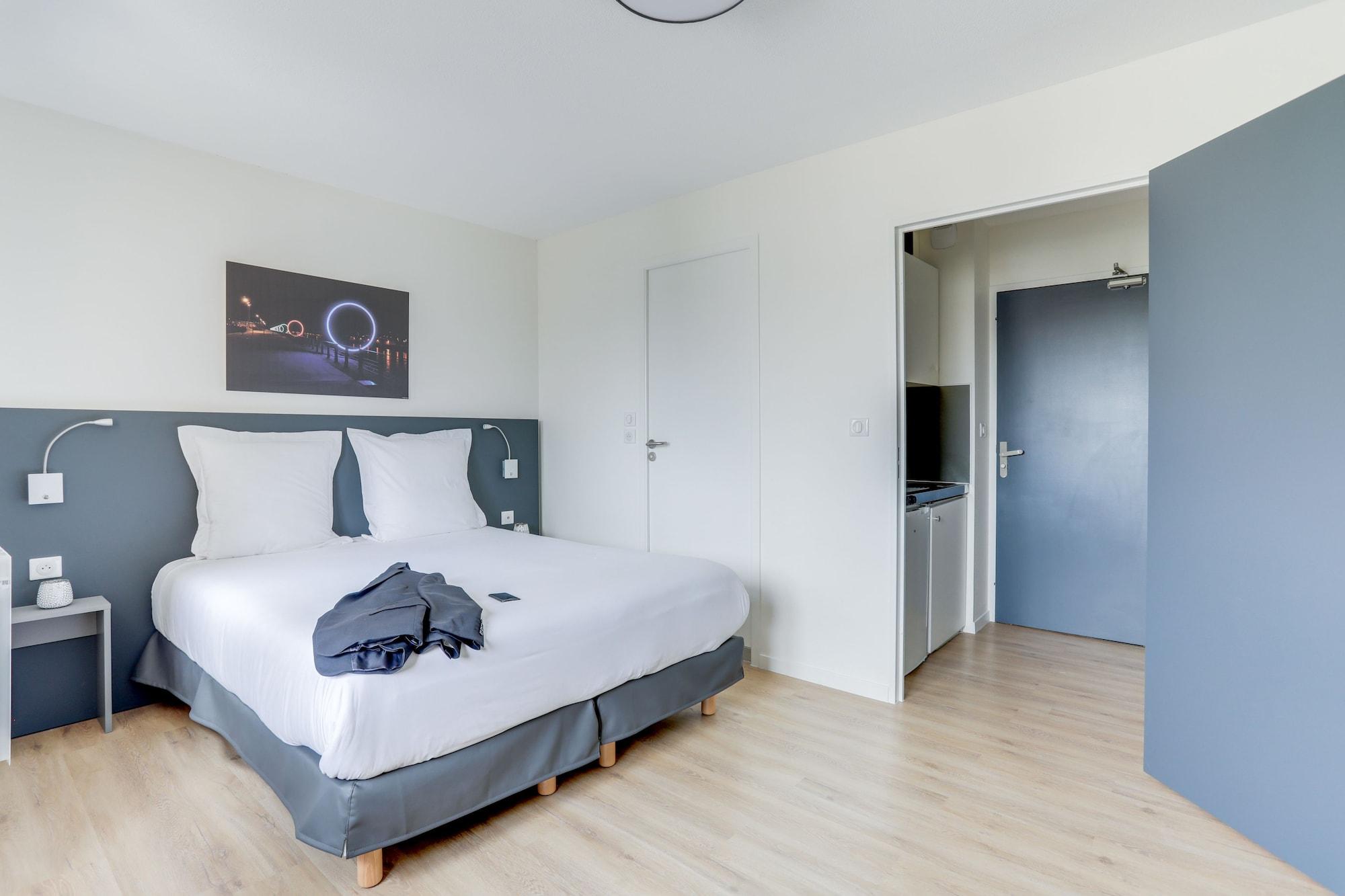 Cerise Nantes La Beaujoire Aparthotel Екстериор снимка