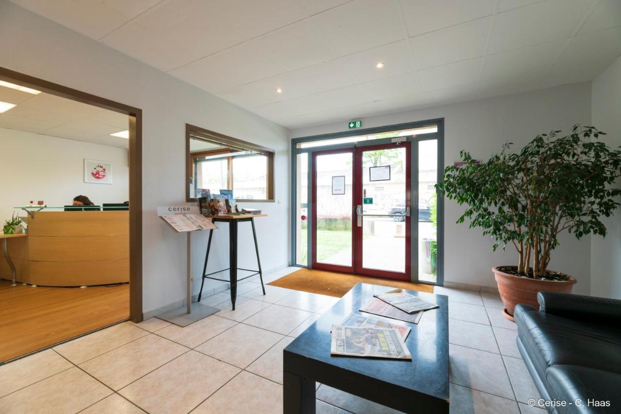 Cerise Nantes La Beaujoire Aparthotel Екстериор снимка