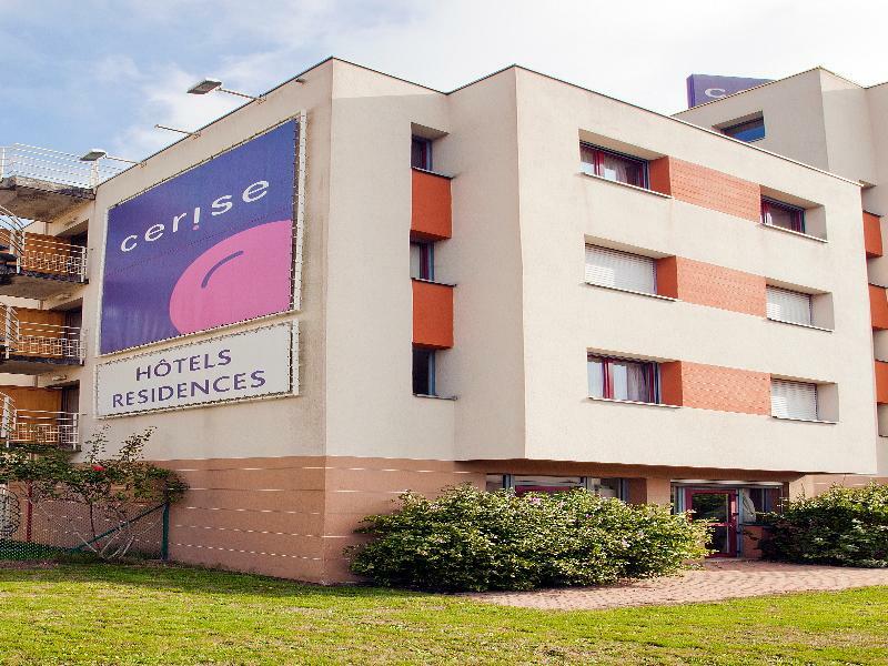 Cerise Nantes La Beaujoire Aparthotel Екстериор снимка